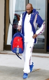 09-anelka-re-00.jpg